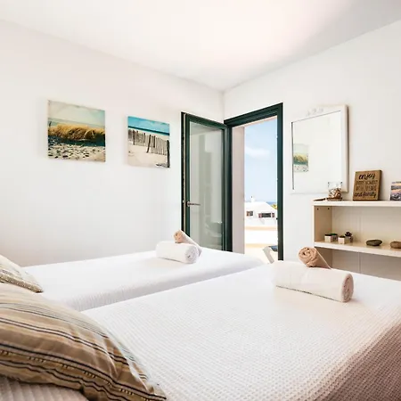 Vela Llatina - Vell Villa Binibeca